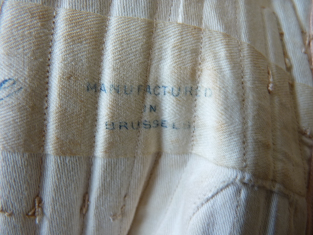36 antique corset 1890