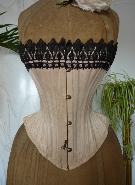 4 antique corset 1890