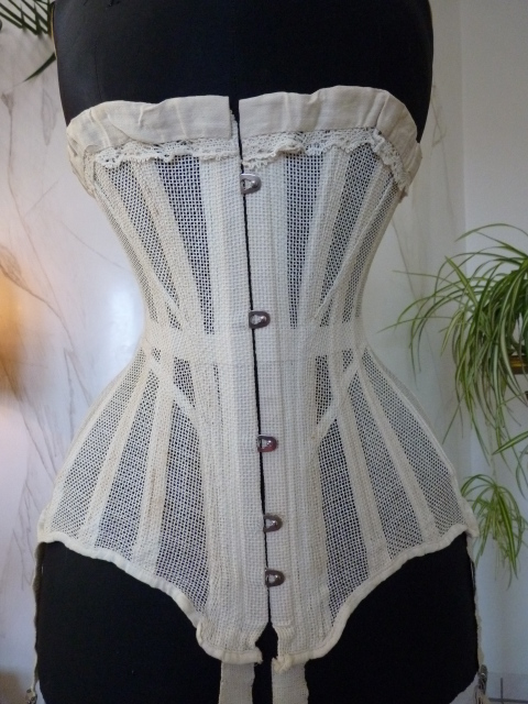 1 antique summer corset 1890