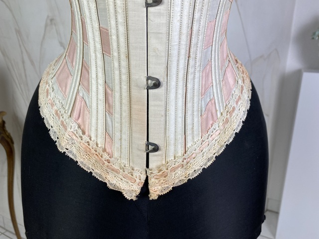 5 antique kant rust corset 1894
