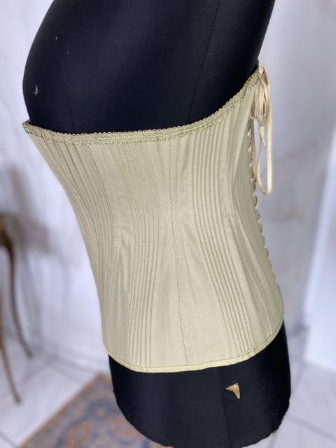 4 antique corset 1895