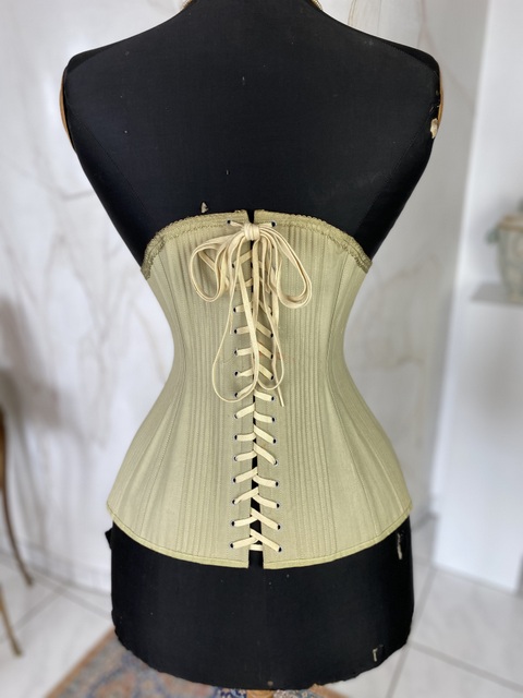 6 antique corset 1895