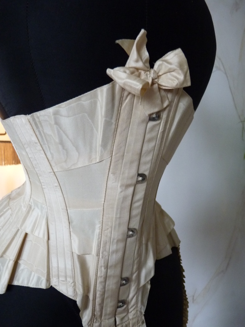 31 antique wedding corset 1885