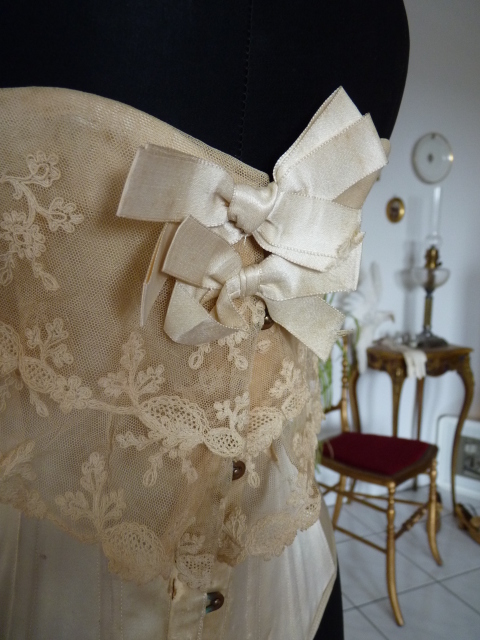 11 antique victorian corset 1895