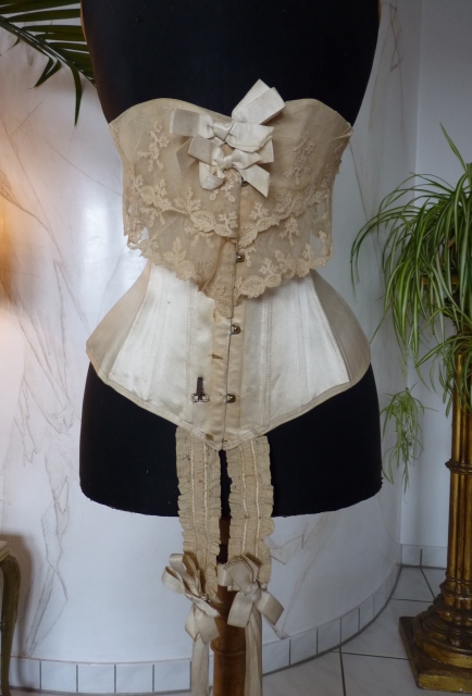 4 antique victorian corset 1895