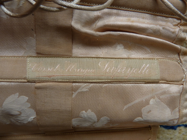 1 antique corset 1900