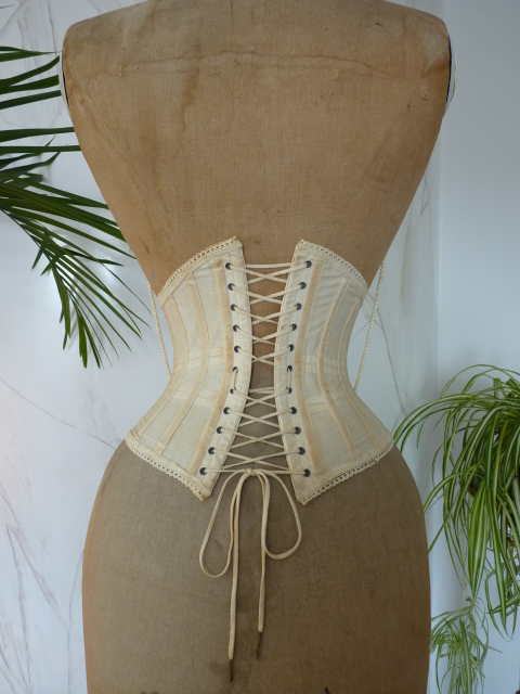 15 antique underbust corset 1900