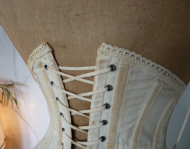 16b antique underbust corset 1900