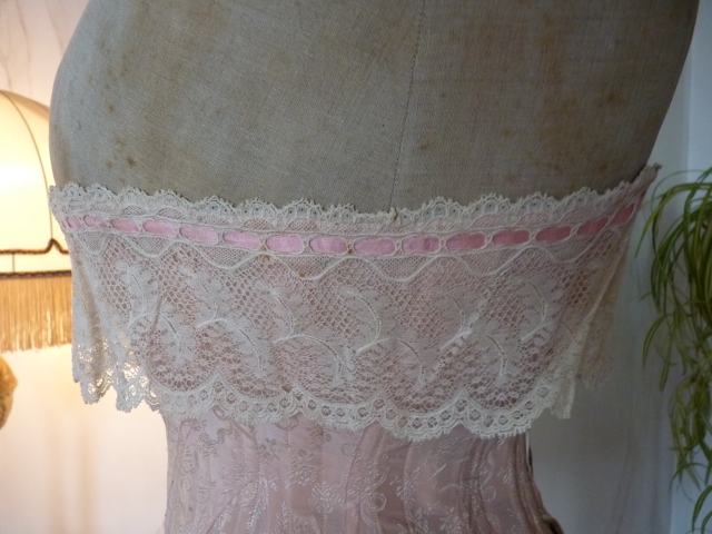 26 antique kabo corset 1901