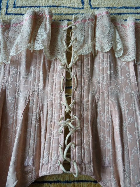 37 antique kabo corset 1901