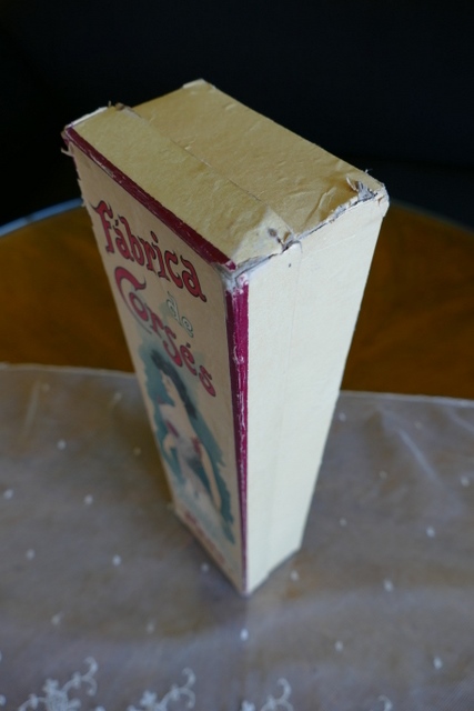 6antique corset box 1903