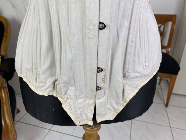 4 antique corset 1904