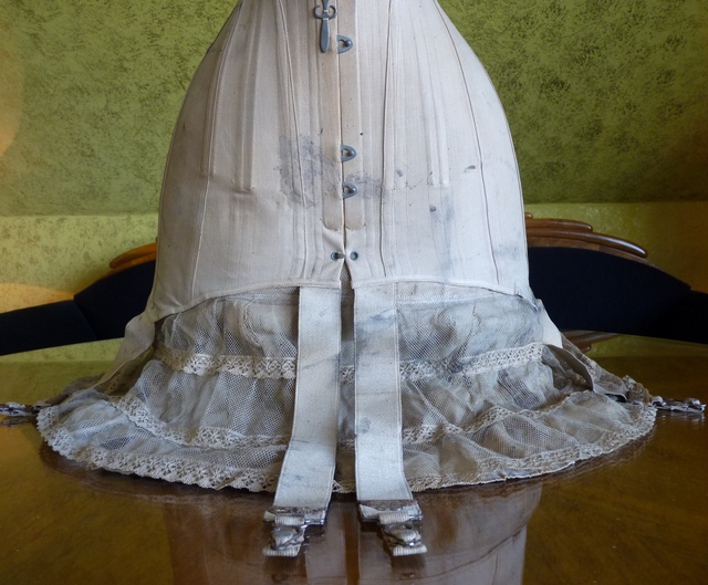 6 antique corset mannequin 1904