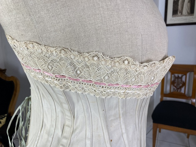 12 antique corset 1906