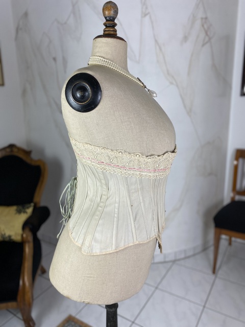 14 antique corset 1906
