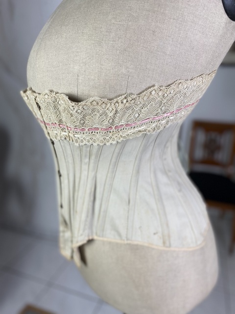6 antique corset 1906