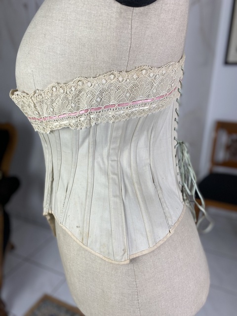 7 antique corset 1906