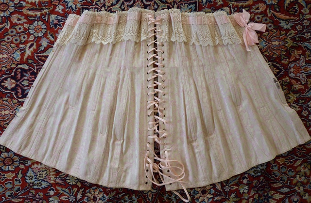 107 antique corset 1908