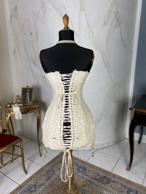 10 antique corset 1912