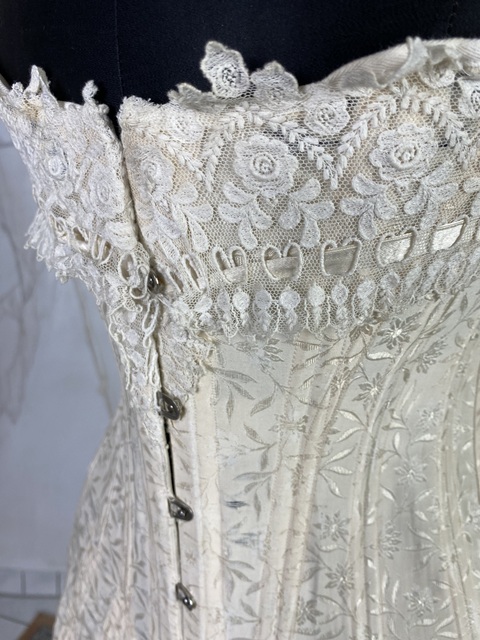 8 antique corset 1912