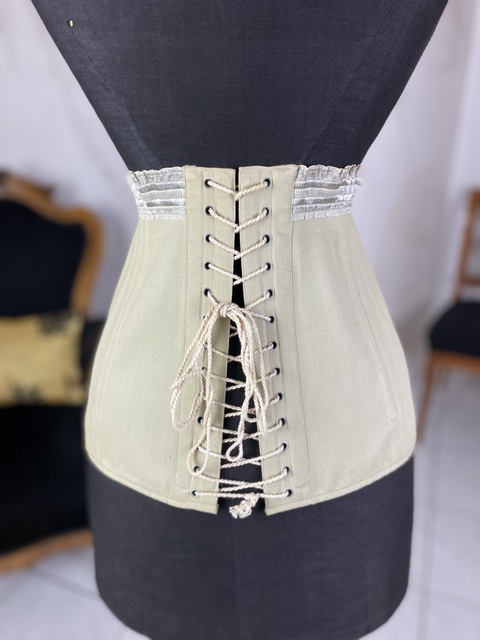 4 antique corset 1915