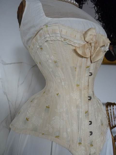 antique corset, corset 1890, corset 1900, corset ancien, antieke corset, victorian corset, antique dress, antique gown, корсет 1890, corset antiguo, corsetto antico, antik fűző, antique evening corset, embroidered corset