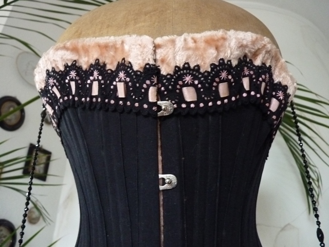 antique corset, corset 1890, corset 1895, victorian corset, underbust corset, antique underbust corset, corset ancien, antiek corset, underbust corset 1890, antique dress, antique gown