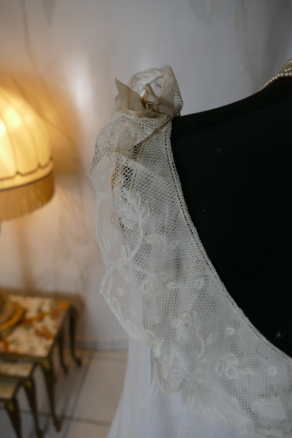 13 antique negligee 1904