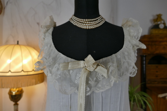 6 antique negligee 1904