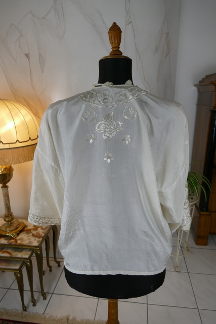 10 antique boudoir jacket 1910