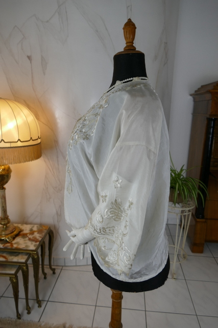 8 antique boudoir jacket 1910