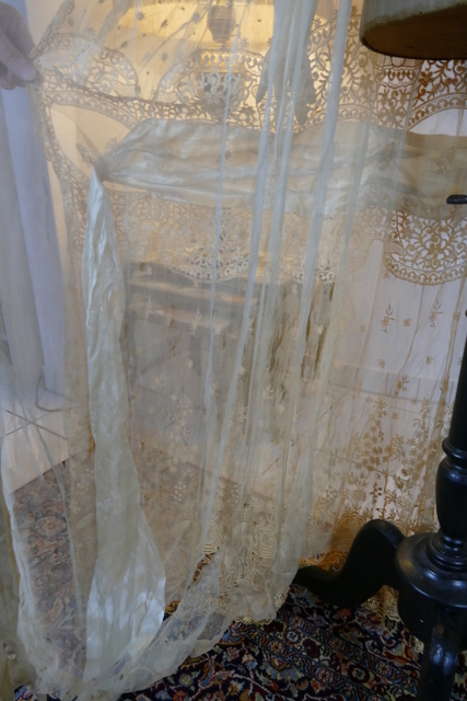 37 antique Drecoll Negligee 1912