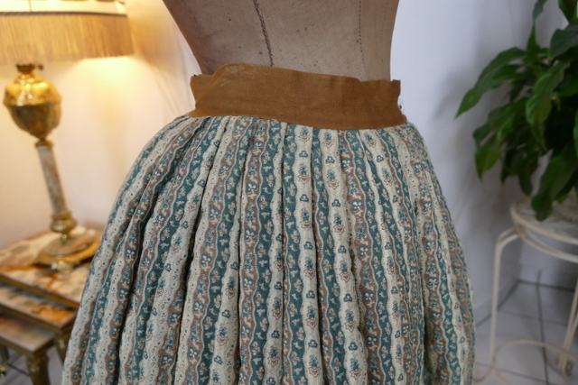 17 antique Biedermeier petticoat 1830