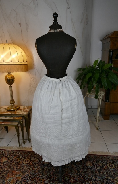 11 antique Biedermeier Petticoat 1840