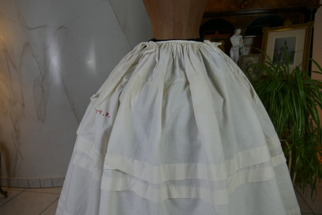 7 antique petticoat 1855