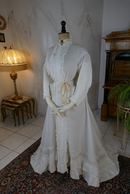 3 antique boudoir robe 1875