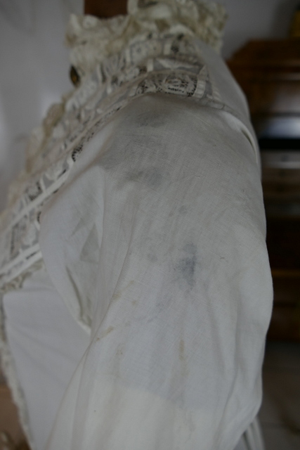 12 antique boudoir robe 1877
