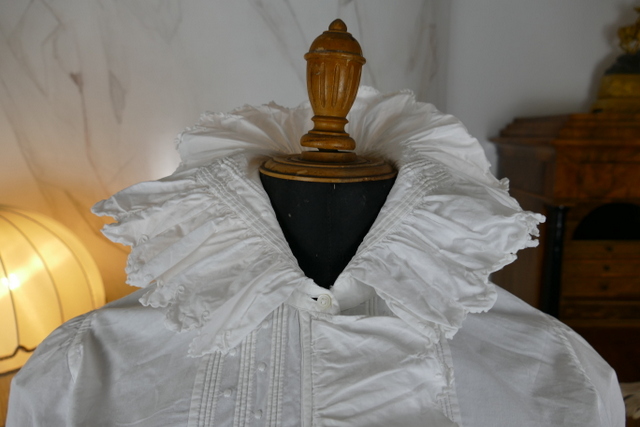 1 antique bed jacket 1890