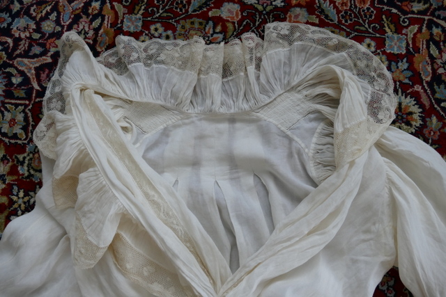 19 antique nightgown 1897