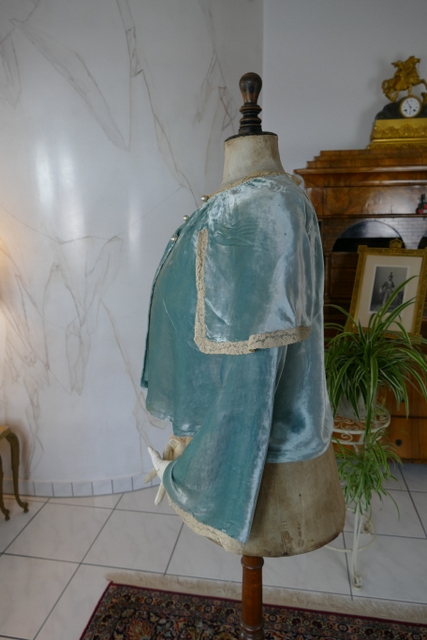 10 antique boudoir jacket 1924