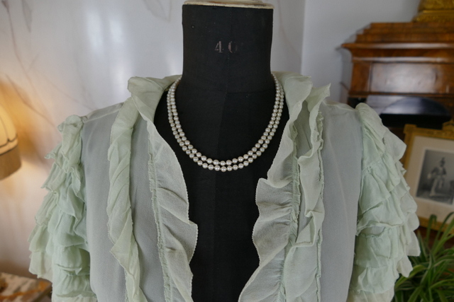 1 antique boudoir jacket 