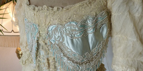 1890-1899 Antique Dresses