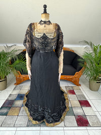 Antikes edwardianisches Abendkleid ca. 1906 – Seide, Spitze, Tüll & Brokat aus England