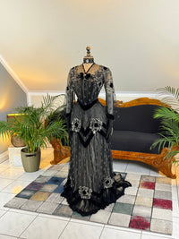 Antique Parisian evening gown with lace, tulle, velvet, rhinestones and beadwork, Marc Walter Place Vendôme label, Belle Époque couture designed for candlelight
