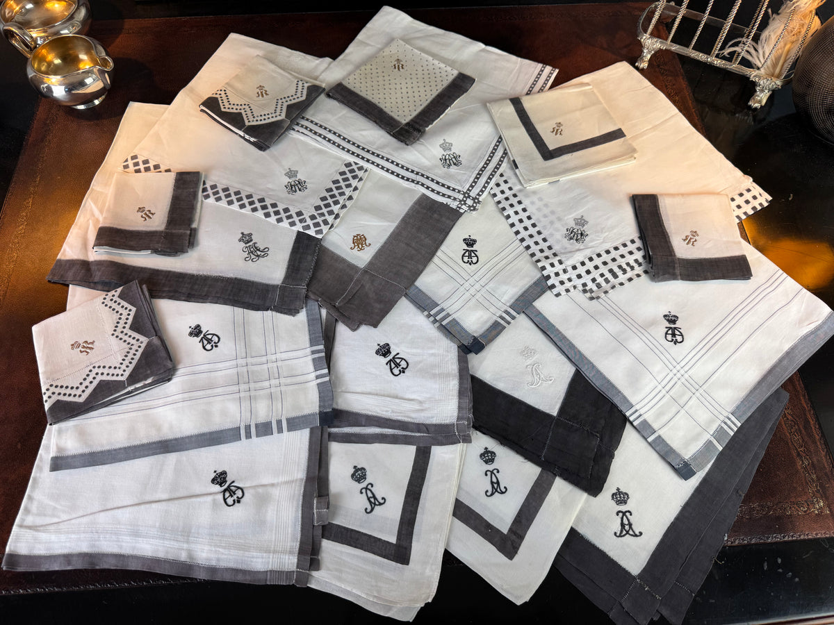 Royal antique mourning handkerchief collection c.1900 – 19 lace handkerchiefs with Württemberg monograms