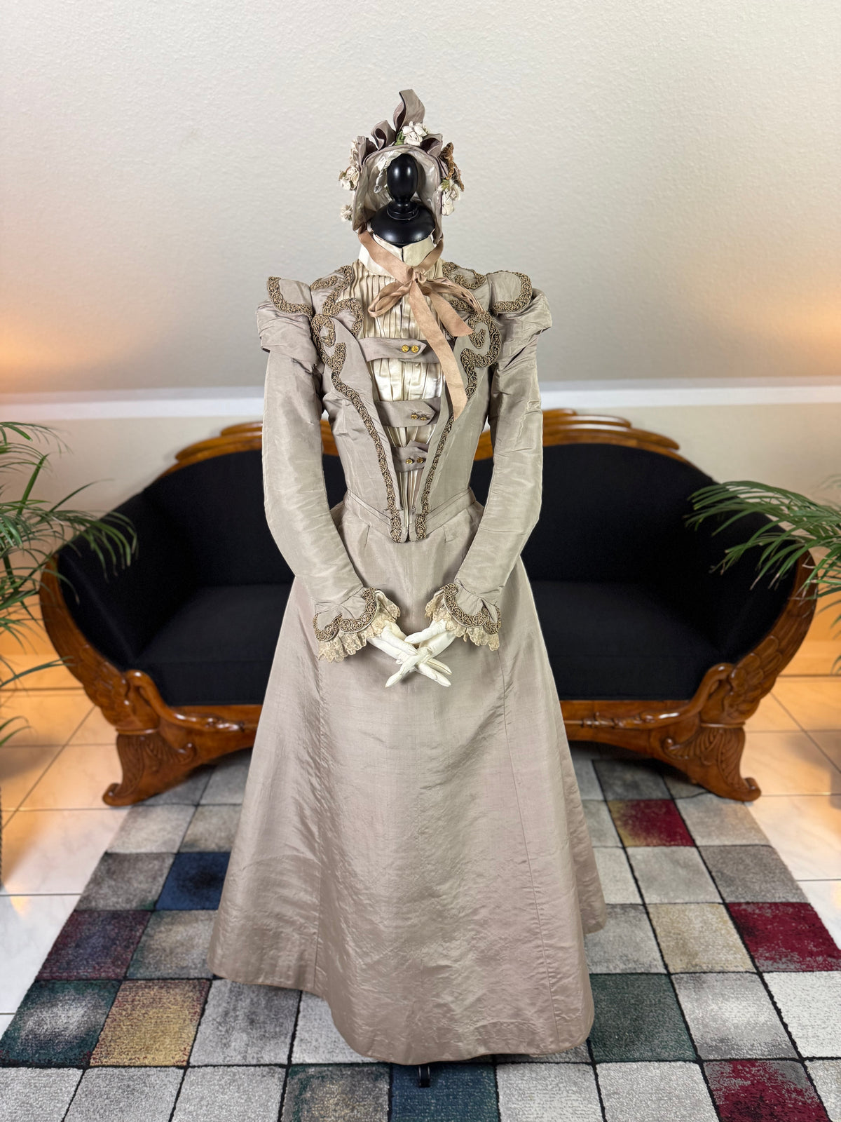 Antikes viktorianisches Gehkleid, ca. 1897 - Dreiteiliges englisches Ensemble