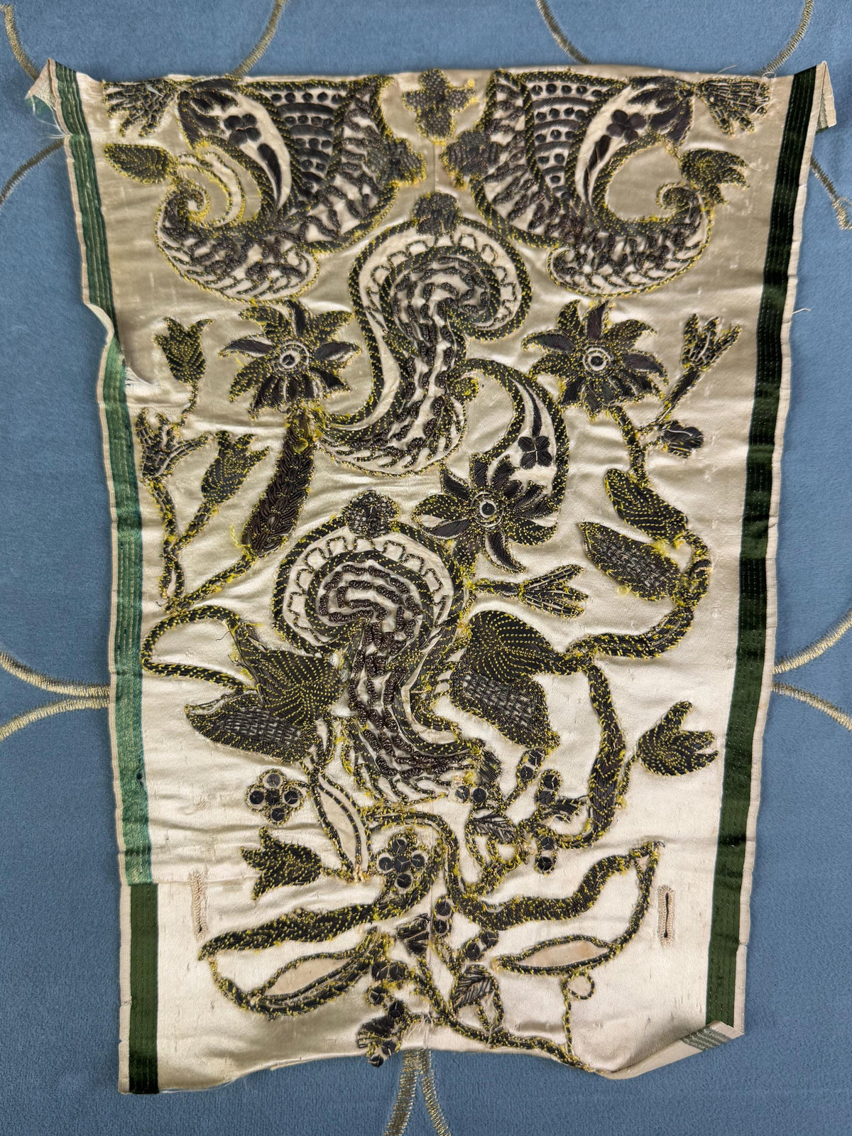 1710 English Baroque silk stomacher with metallic embroidery and floral motifs, antique 18th‑century dress accessory
