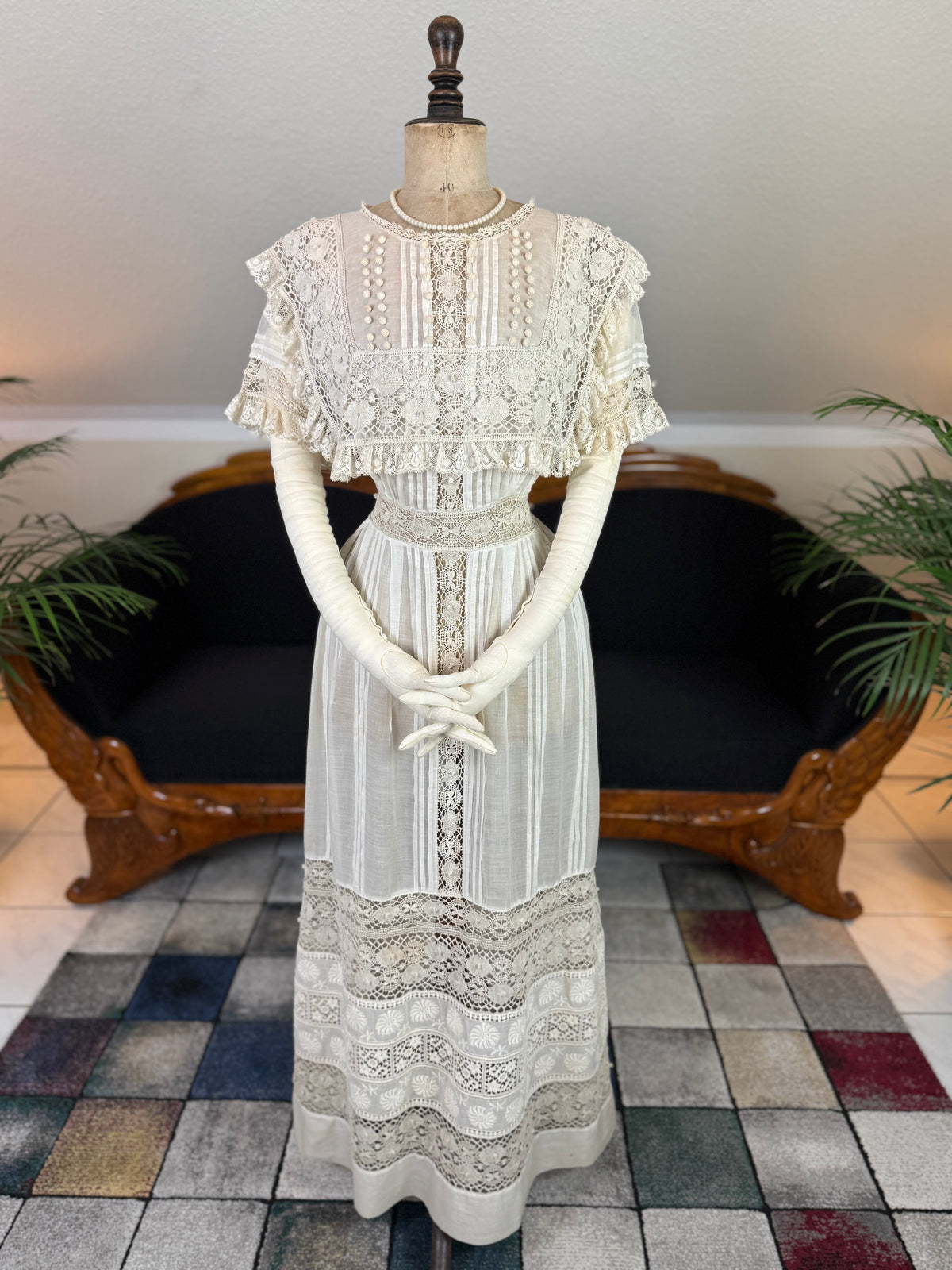 Antikes edwardianisches Teekleid aus Leinen, ca. 1906