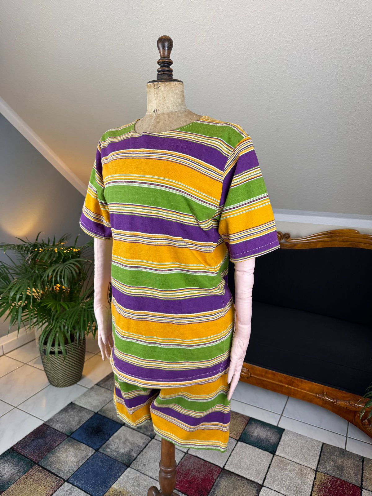 1926 striped cotton knit bathing suit set, top and shorts