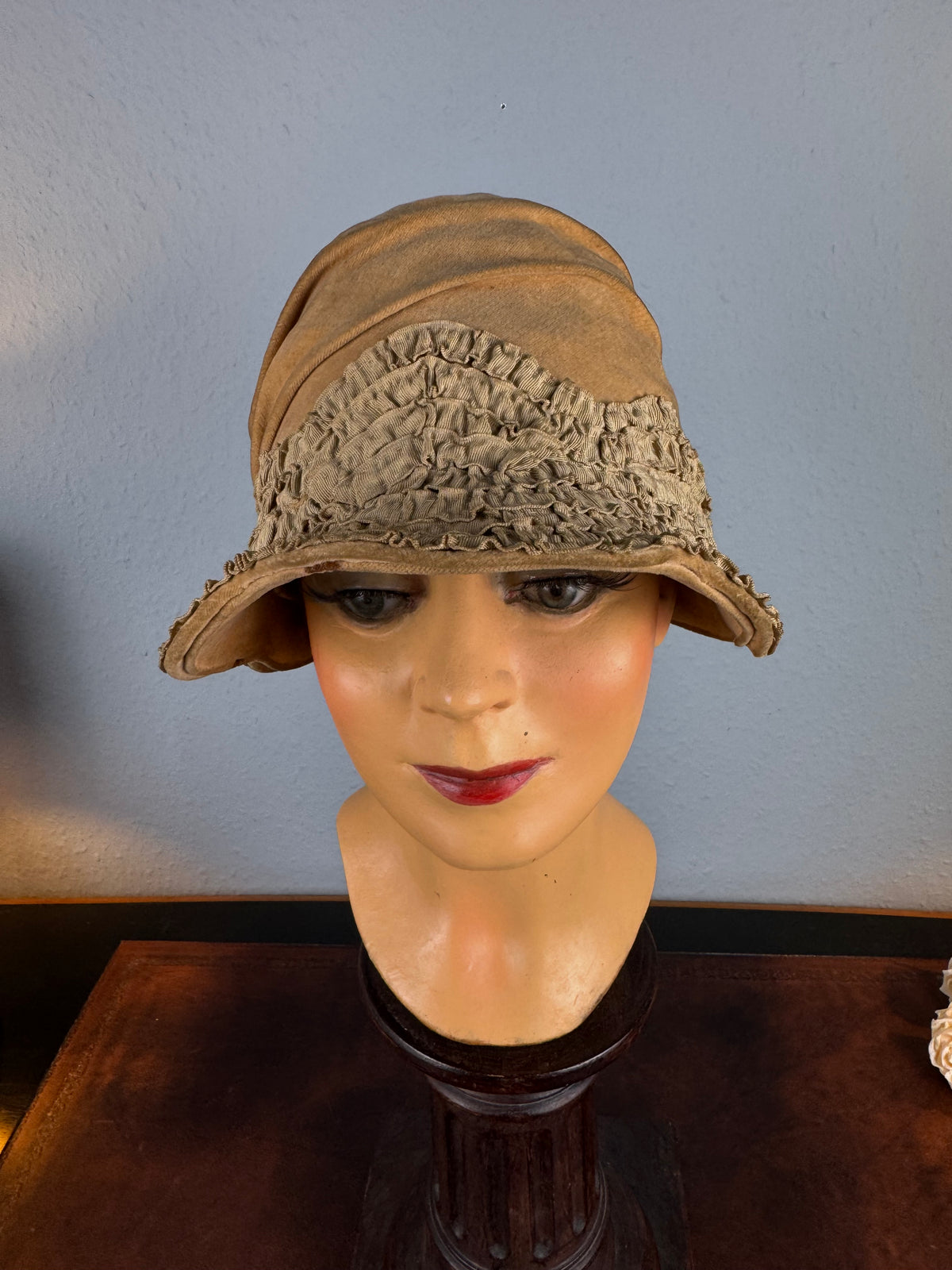French Velvet Cloche, ca. 1925 – Art Deco Hat